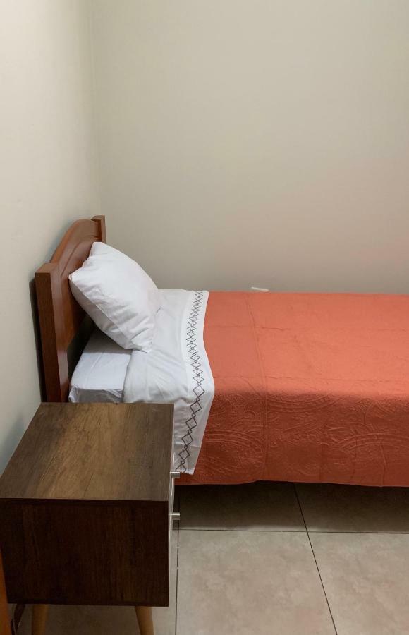 카야오 Chaglla Airport B&B 외부 사진